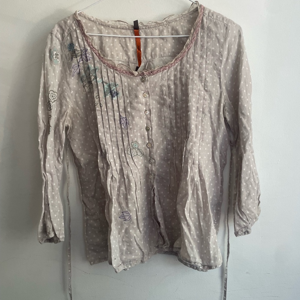 Cop.Copine Light Gray Polka Dot Pintuck Button-Front Blouse